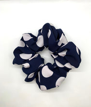 Load image into Gallery viewer, Maggie